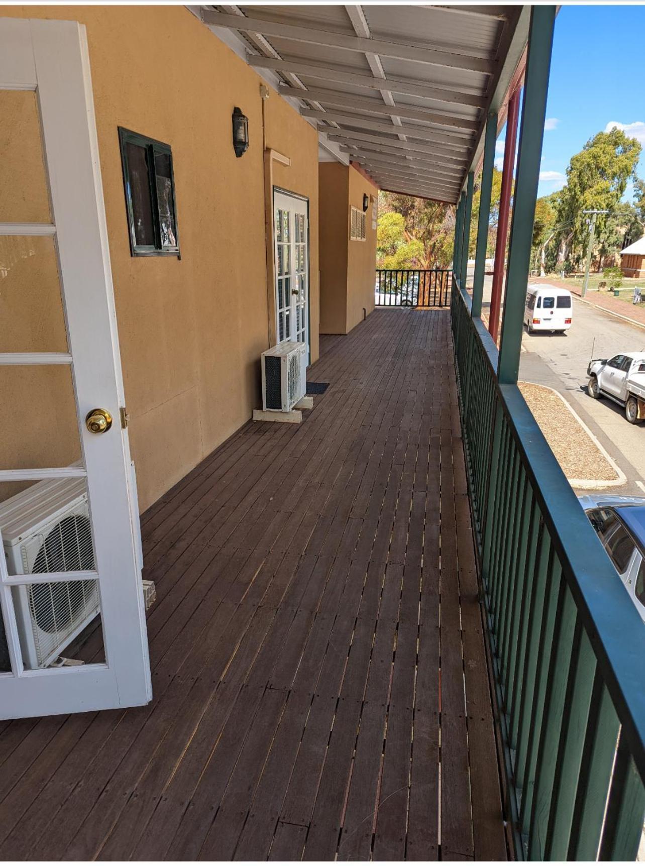 Lovely Little Period 1-Bedroom Unit. Free Parking. يورك المظهر الخارجي الصورة